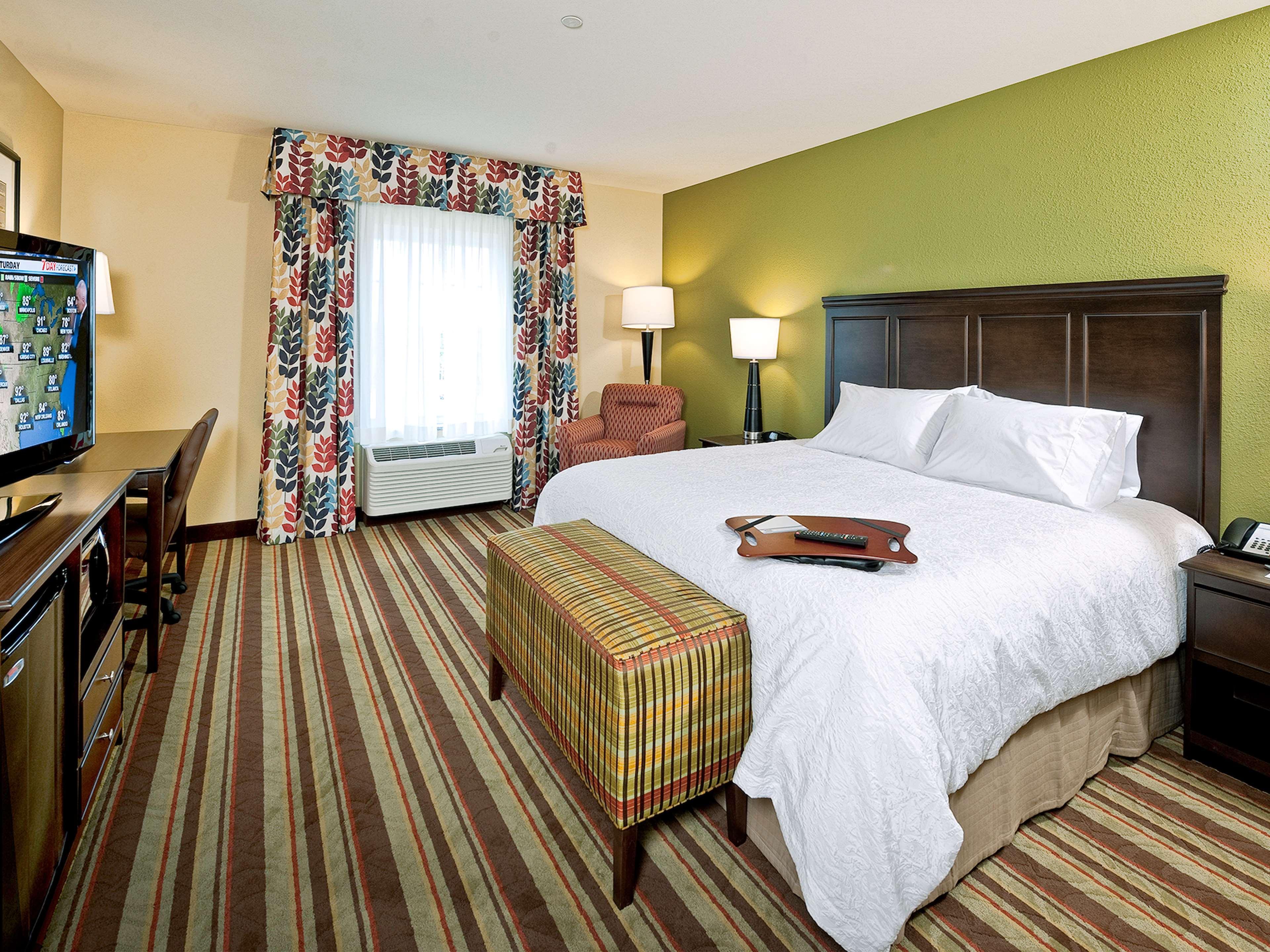 Hampton Inn Augusta Exterior photo