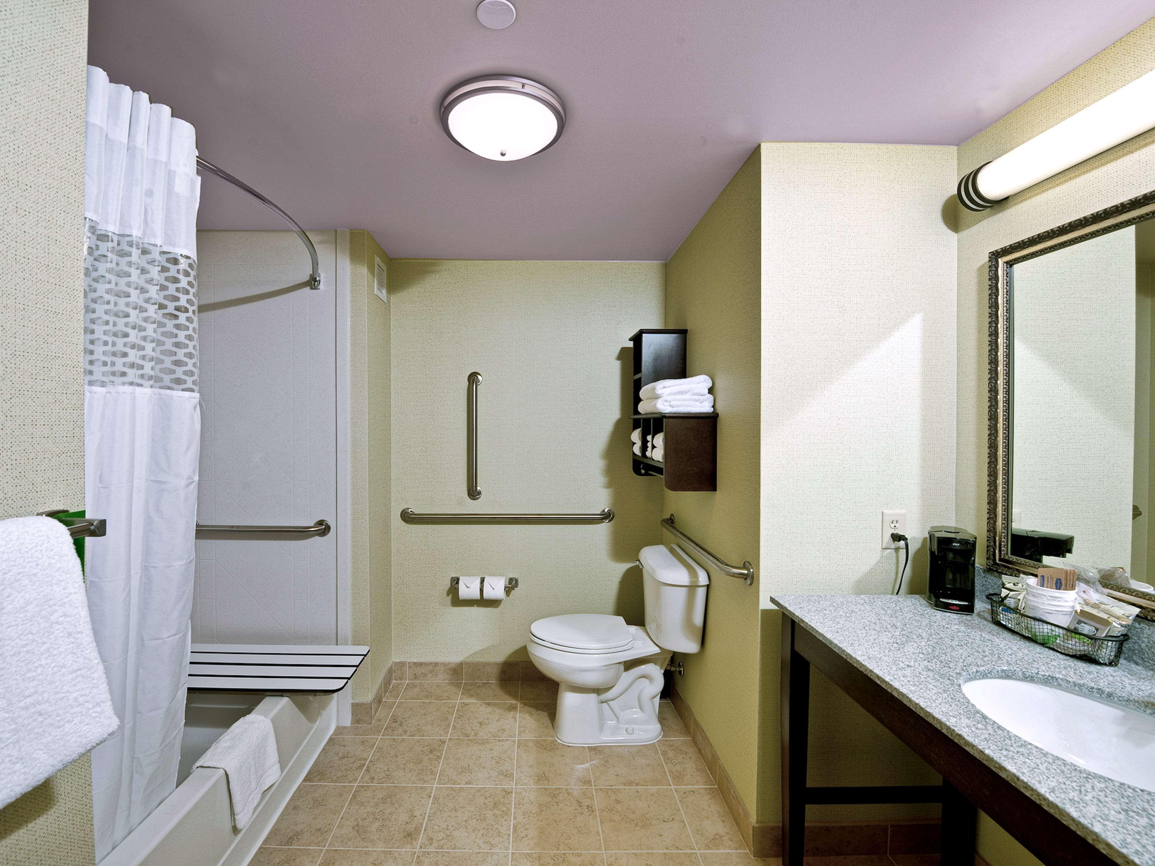 Hampton Inn Augusta Exterior photo