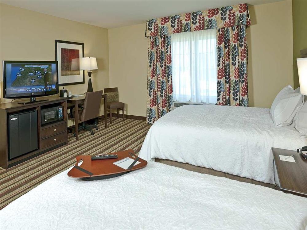 Hampton Inn Augusta Room photo