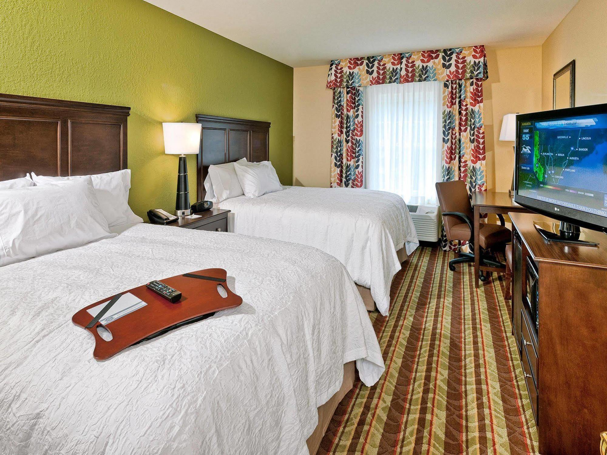 Hampton Inn Augusta Room photo